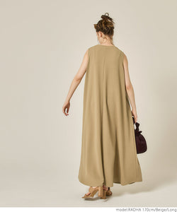Summer Sale Limited★ Maxi One Piece Ladies Emboss lengan panjang panjang panjang panjang Penjagaan mudah suar mel ekstraktif mel tanpa perkhidmatan 24SS COCA COCA