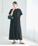 [Light Embossed] Tuck Maxi Dress