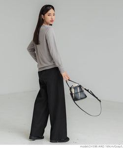 [Markdown] Pearl sleeve embellished v neck knit top