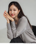 [Markdown] Pearl sleeve embellished v neck knit top